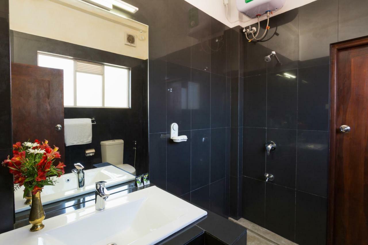 Ovi Court City Apartments Нувара-Элия Экстерьер фото