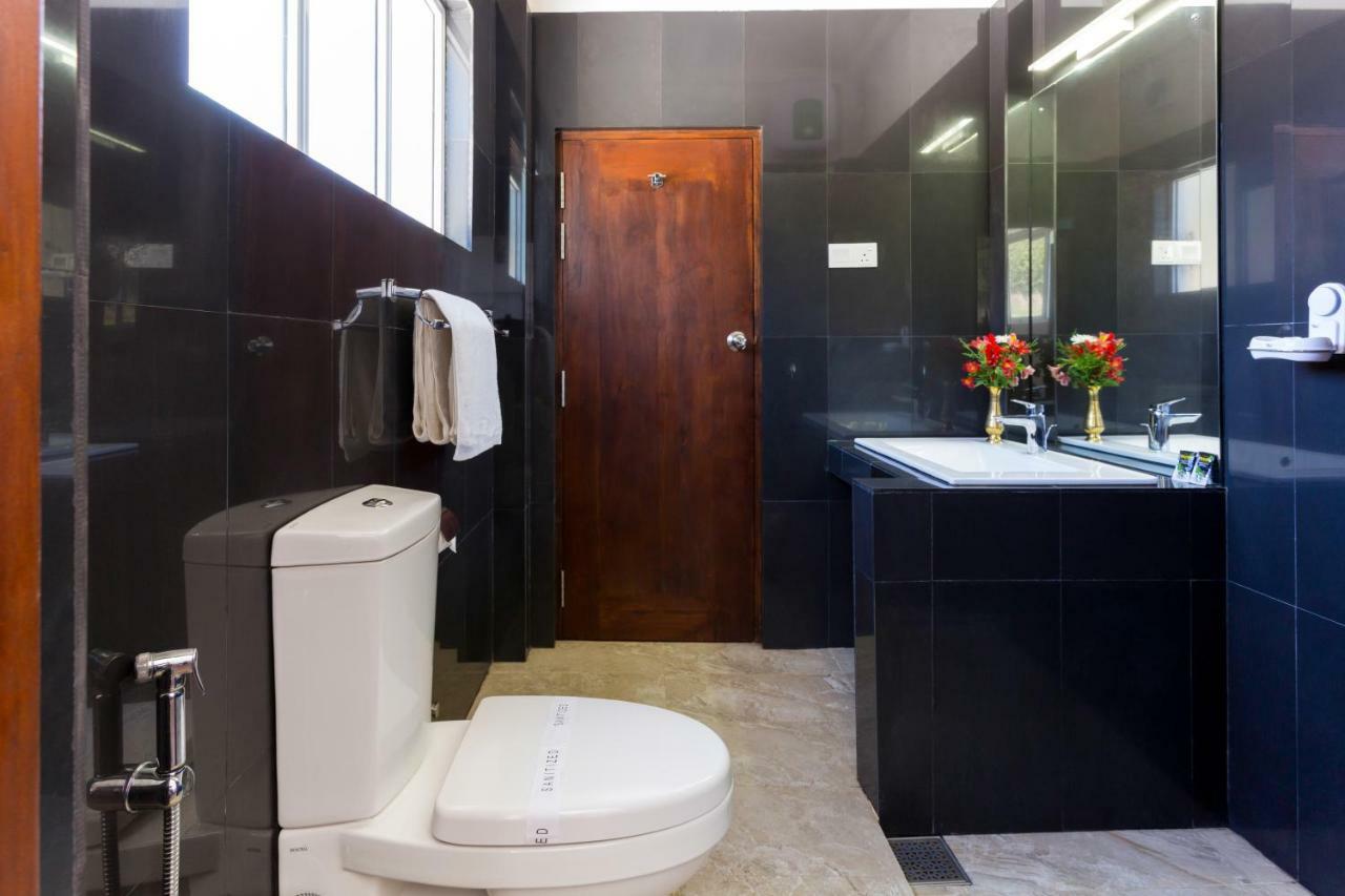 Ovi Court City Apartments Нувара-Элия Экстерьер фото